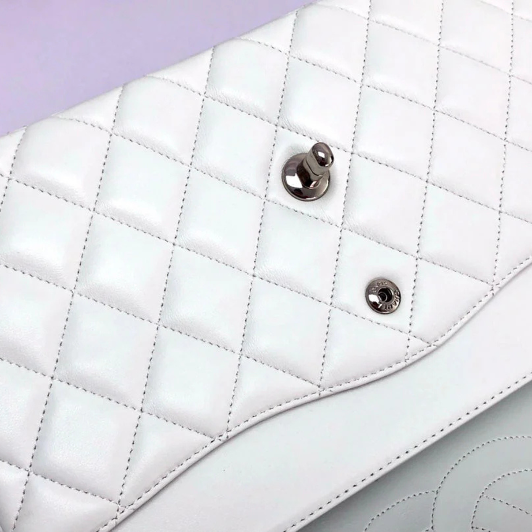 Chanel - Bolso clásico de solapa única – Blanco roto