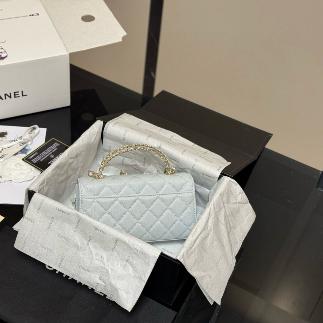 Chanel - Bolso Classic Flap – Gris hielo