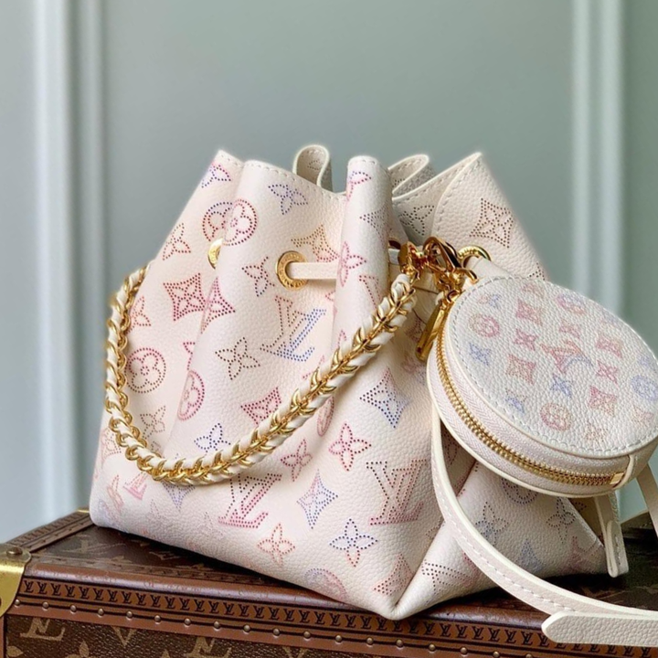 Louis Vuitton – Bolso Bella
