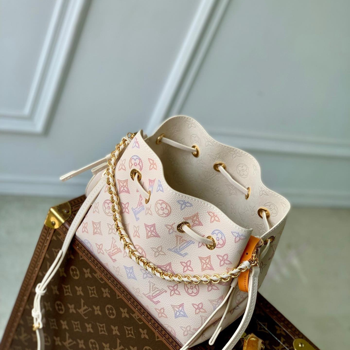 Louis Vuitton – Bolso Bella
