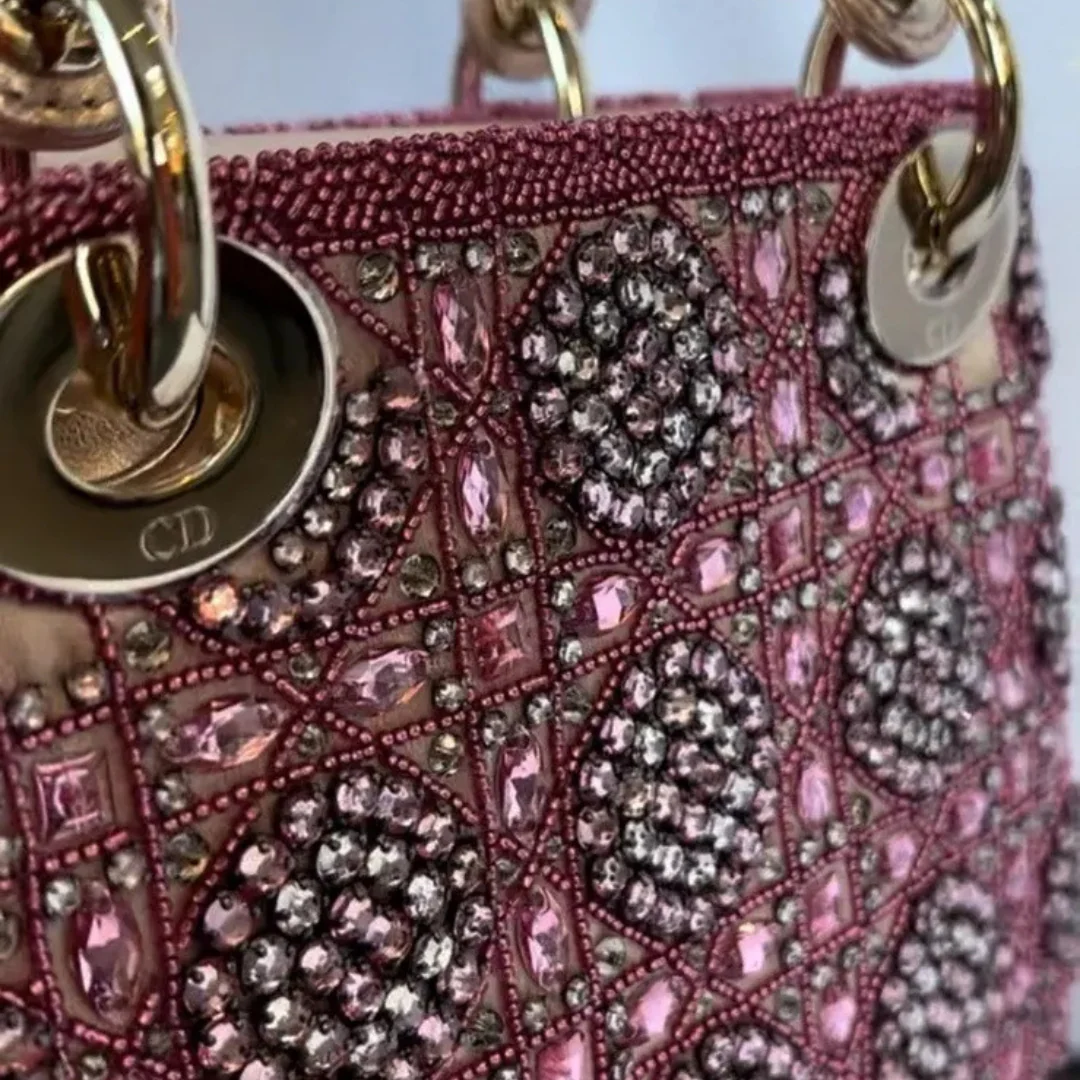 Dior – Bolso Lady Dior Mini Pearls